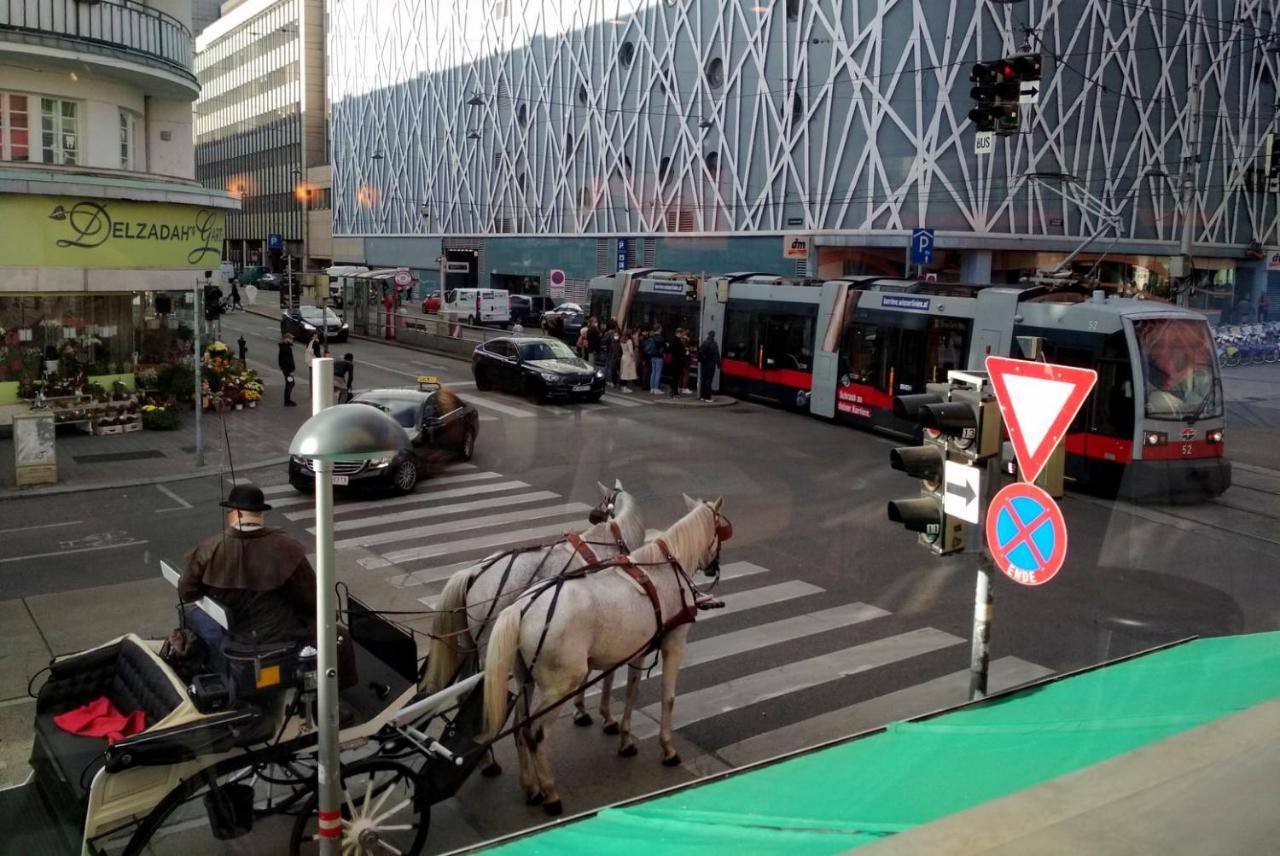 Center ! 3 Stops Away From The Center Of Vienna! المظهر الخارجي الصورة