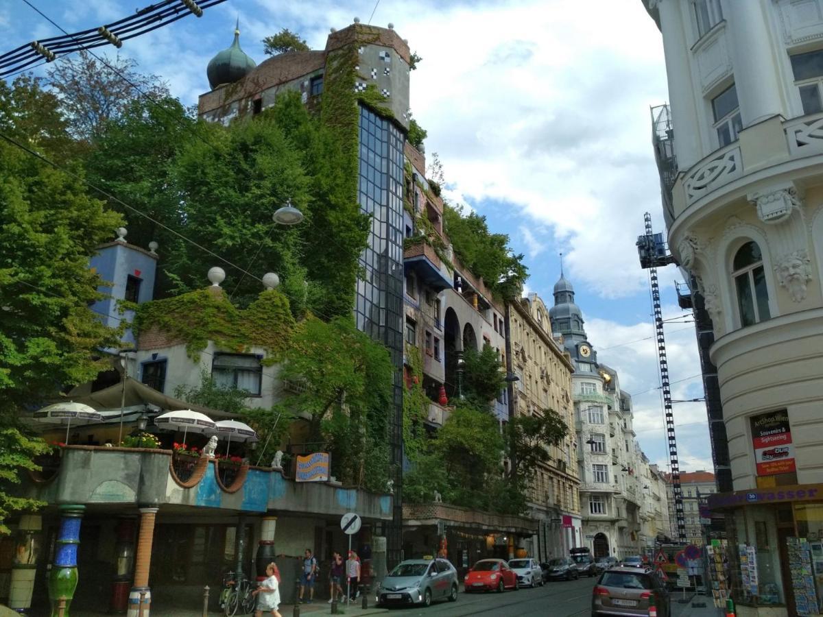 Center ! 3 Stops Away From The Center Of Vienna! المظهر الخارجي الصورة